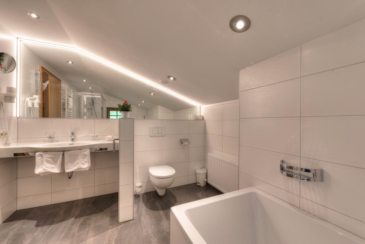 Landhaus Strolz Санкт-Антон-ам-Арльберг Экстерьер фото